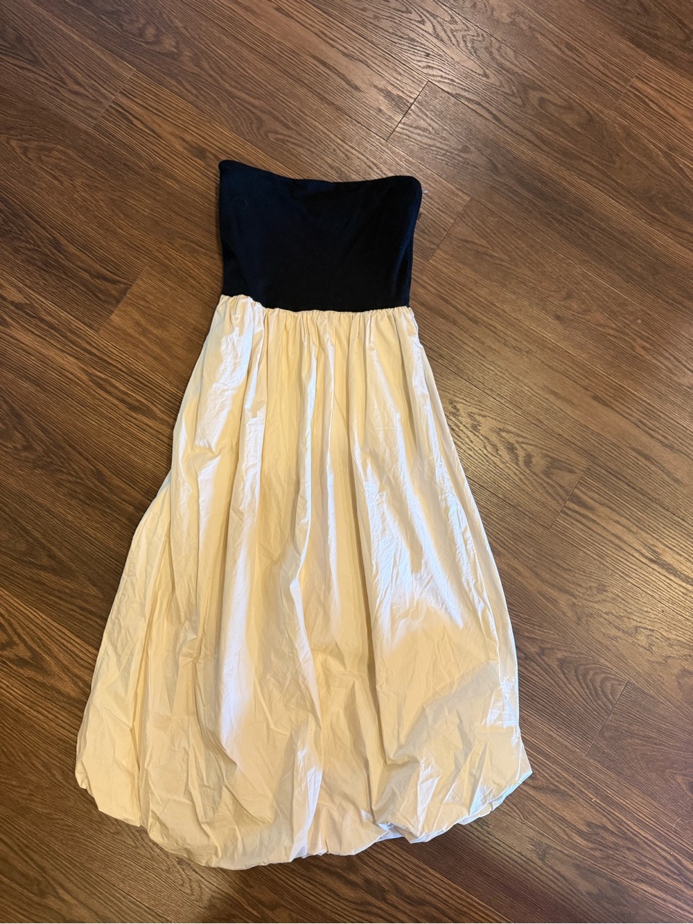 Strapless Bubble Hem Dress - Picture 2 of 6